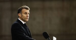 Macron dijo que Francia permitiría el despliegue temporal de aviones con armas nucleares en países aliados.