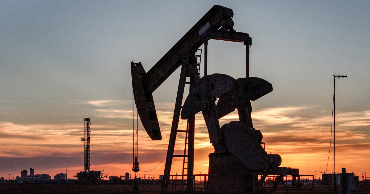 260306-oil-rigs-ch-0927-69d343.jpg