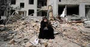 ‘Están convirtiendo el país en escombros’