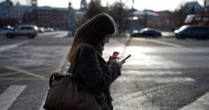 Los apagones de Internet afectan a Moscú mientras el Kremlin impone restricciones