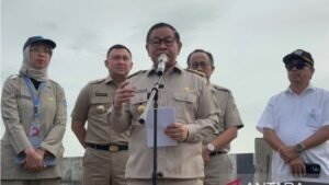 Pramono Banterjebung normalizará el río Siketing debido a los deslizamientos de tierra