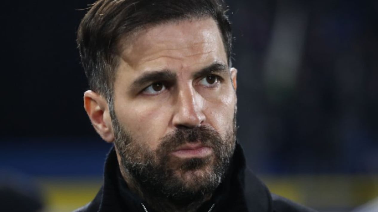 69a77410bf8ce-pelatih-como-cesc-fabregas_gemini_1265_711.jpg