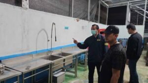 Mientras 18 estudiantes colapsan después de comer MBG en el sur de Aceh, la policía interviene para investigar un presunto envenenamiento