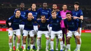 El Inter de Milán sigue en lo más alto, un club propiedad de indonesios adinerados en la zona de la Liga de Campeones