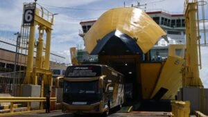 El flujo de pasajeros de Java a Sumatra continúa aumentando, fortaleciendo los servicios de cruce del ASDP