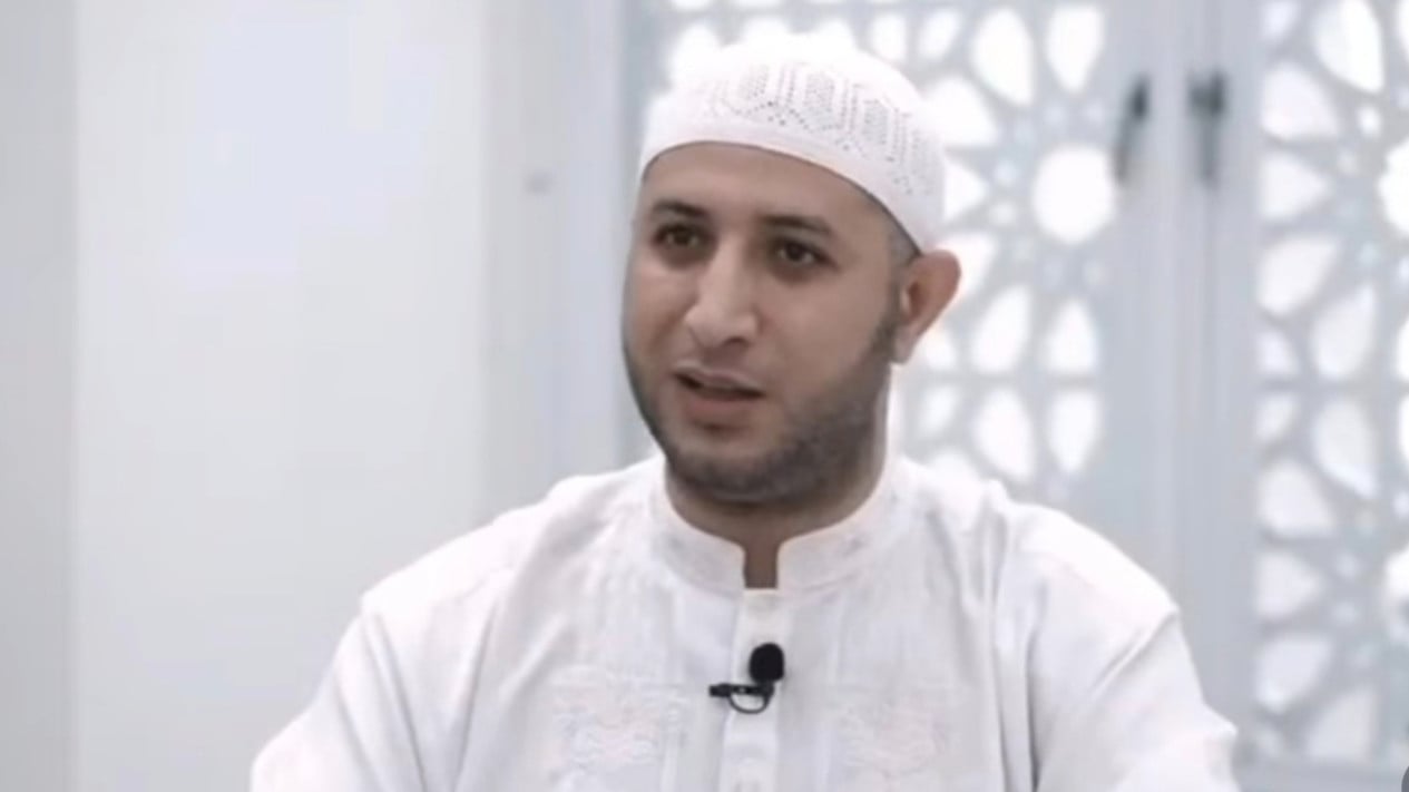 69b5b33e48645-syekh-ahmad-al-misry_gemini_1265_711.jpg