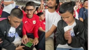 Momentos de Haru en GBK, los seguidores con discapacidad visual disfrutan del partido entre la selección nacional de Indonesia y St Kitts-Nevis