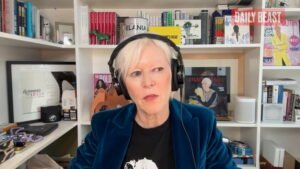 Espeluznante foto que muestra a Andrew en su baño con Epstein