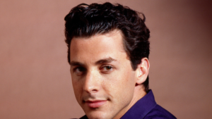 Muere Corey Parker, protagonista de ‘Will & Grace’, a los 60 años