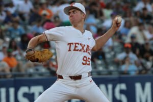 El invicto béisbol de los Longhorns aumenta en la nueva encuesta de entrenadores deportivos de USA TODAY