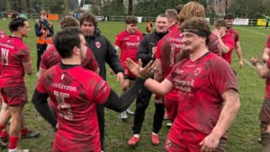 La camiseta ganadora del título RFC aspira a una temporada perfecta