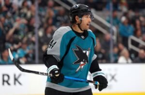 Kiefer Sherwood de San Jose Sharks no está seguro del futuro a medida que se acerca la fecha límite para cambios