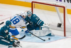 San Jose Sharks, Maclin Celebrini perdió ante Robert Thomas, St. Louis Blues
