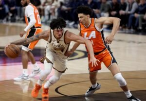 Golden State ve una ventaja en los playoffs tras el desliz de los Clippers