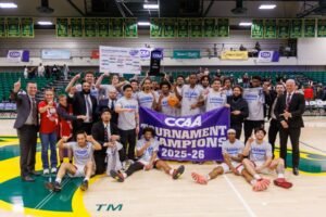 El invicto equipo de baloncesto masculino de Cal State East Bay hace historia al ganar el torneo CCAA – The Mercury News