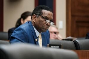 Owens no se presentará a la reelección