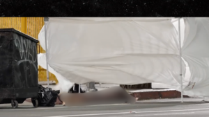 Hombre muere tras cortarse el pene en el centro de Los Ángeles