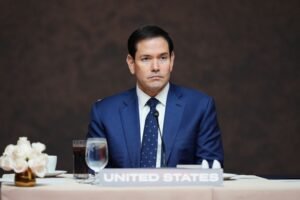 Rubio designa al iraní-estadounidense Kamran Hekmati detenido injustamente por Irán, dice primo