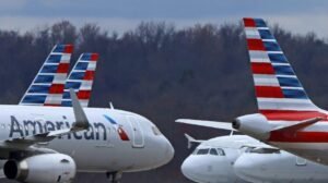 Los precios del combustible de aviones están subiendo. Esto podría hacer que los vuelos de verano sean más caros