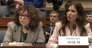 A Kristi Noem, con su marido sentado detrás de ella, se le preguntó si tenía una ‘relación sexual con Corey Lewandowski’