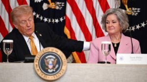 La jefa de gabinete de la Casa Blanca, Susie Wiles, dice que le diagnosticaron cáncer de mama en etapa temprana