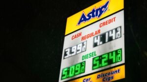 El diesel supera los 5 dólares por galón de media en EE.UU.