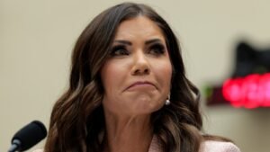 Trump dice que Markwayne Mullin reemplazará a Kristi Noem como secretaria del DHS