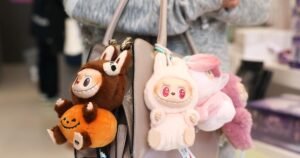 El fabricante de Labubu Pop Mart abre su sede en Estados Unidos en Culver City