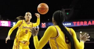 Jazzy Davidson y las mujeres de la USC afrontan un duro camino hacia el Torneo de la NCAA