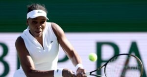 Los profesionales aprendieron rápidamente que las gales indias pueden morder con un cambio de clima