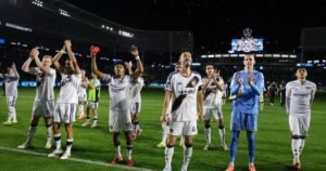 El rival del Galaxy en la Copa de Campeones podría quedarse con 10 jugadores menos debido a problemas de visa