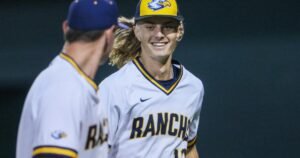 Sondheimer: una familia recurre a los deportes en la escuela secundaria para aliviar el estrés de la tragedia