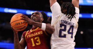 La temporada de baloncesto de la USC termina con una derrota en tiempo extra en el Torneo Big Ten