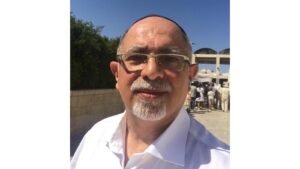 Los detenidos estadounidenses en Irán corren el riesgo de sufrir daños colaterales en la guerra, temen familias y simpatizantes