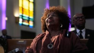 Una celebración de la vida de Jesse Jackson a través de pinturas de ex presidentes y artistas ganadores del Grammy.