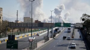 Lo último: Israel golpea a Beirut y Teherán mientras Irán dispara misiles contra Israel y el Golfo