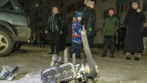 Rusia y Ucrania afirman que los avances en primera línea están estancados en las conversaciones organizadas por Estados Unidos.