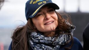 El primer submarino que lleva el nombre de Massachusetts se une a la flota de la Armada