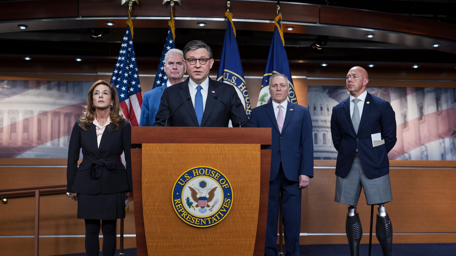 wirestory_faf95e3b11a8cbe3d0d7affc95f69221_16x9.jpg