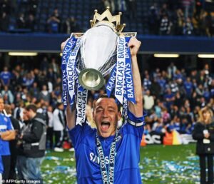 La leyenda del Chelsea, John Terry, hace una ‘oferta importante de £ 14 millones’ por el club de la Football League, mientras se convierte en propietario después de abandonar sus ambiciones directivas.