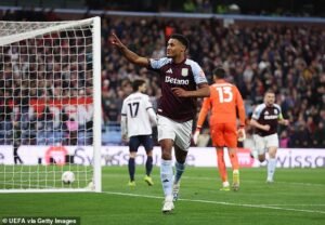 Aston Villa 4-0 Bolonia (7-1 AGG): el siglo de Ollie Watkins vio al equipo de Unai Emery dominar a los italianos para reservar su lugar entre los cuatro últimos de la Europa League.