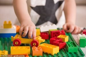 Trabajador de cuidado infantil, de 36 años, acusado de 137 acusaciones de abuso infantil