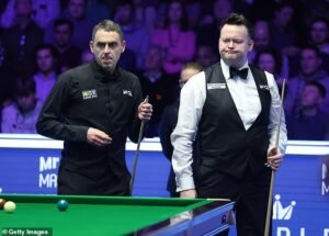 Los fanáticos empapados por la lluvia quedaron decepcionados después de que el ex campeón mundial Ronnie O’Sullivan fuera etiquetado como un mal embajador del billar.