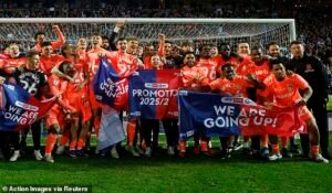 ¡Es hora de fiesta para Sky Blues de Frank Lampard! El exilio de 25 años de la Premier League del Coventry City terminó con un empate 1-1 en Blackburn después de un dramático empate tardío.