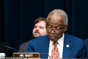 El demócrata, de 80 años, murió repentinamente por complicaciones propias de su edad