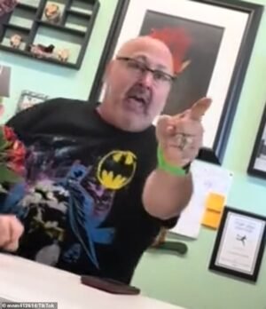 Floristería explota en disputa racista por conductora de Uber por confusión de pedidos, lo que generó una avalancha de críticas negativas