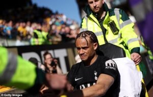 Los Spurs han recibido un duro golpe por lesiones mientras intentan evitar la caída, ya que Xavi Simons está descartado para el resto de la temporada: la estrella holandesa ‘desconsolada’ se perderá la Copa del Mundo después de vencer a los Wolves.