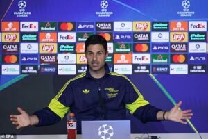 La campaña europea del Arsenal ha pasado desapercibida… pero ganar sus próximos tres partidos en la Liga de Campeones podría significar más que poner fin a su sequía de títulos, escribe Oliver Holt