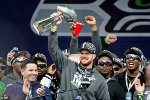 Mark Zuckerberg y Tim Cook entre los multimillonarios que hacen cola para comprar los Seattle Seahawks, campeones del Super Bowl
