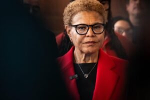 Karen Boss quiere salvar el planeta. ¿LA? No importa